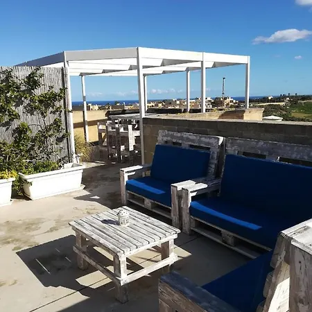 Betty Cake Bed & Breakfast Qala