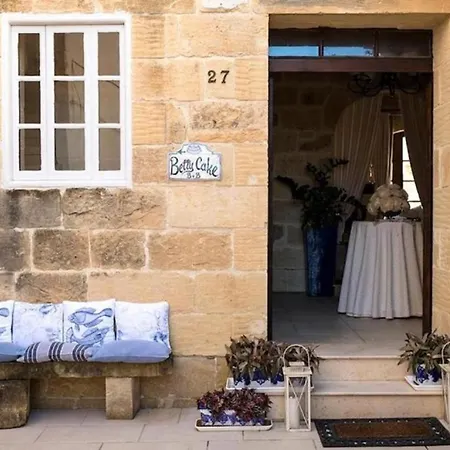 Bed & Breakfast Betty Cake Qala