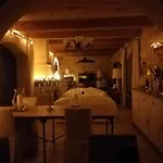 B&B Betty Cake House & Pool