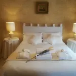 B&B Betty Cake House & Pool Qala