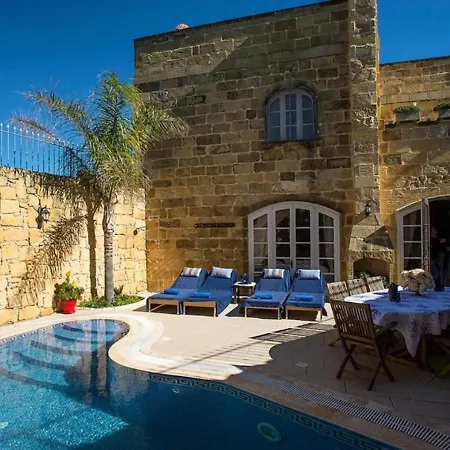 Betty Cake Frühstückspension 4*