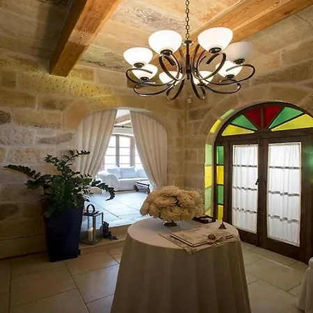 Bed & Breakfast Betty Cake House & Pool 4*