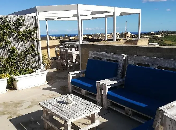 Betty Cake Bed & Breakfast Qala