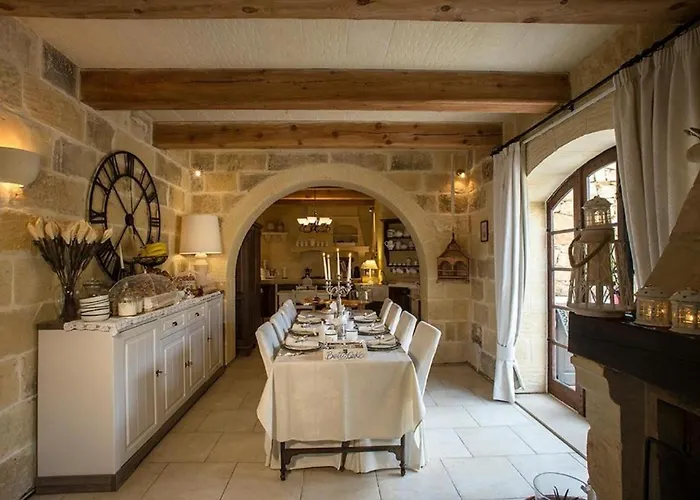 Betty Cake Bed & Breakfast